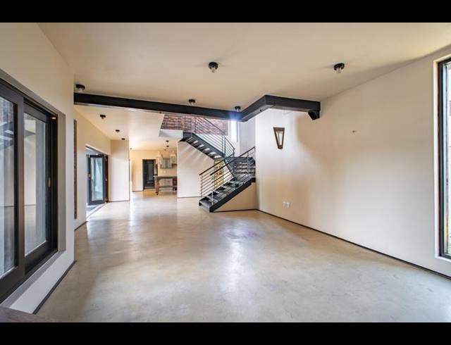 4 BEDROOM HOUSE FOR SALE IN COPPERLEAF ESTATE